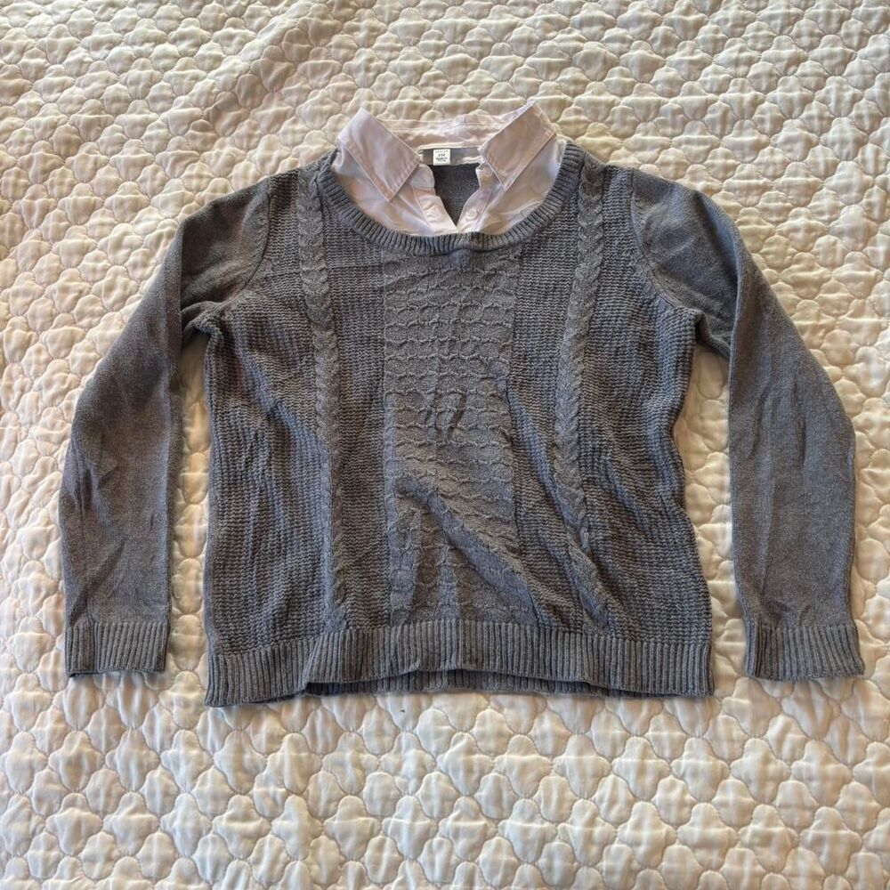 Croft & Barrow Women’s Grey Sweater w/ Attached White Collar Size Petite Medium